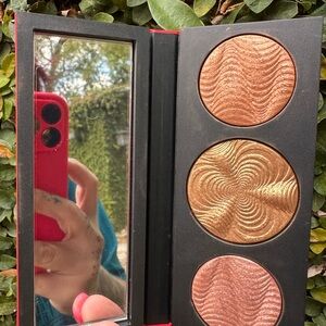 ‘Step Bright Up’ Shimmering Bronze Makeup Palette MAC